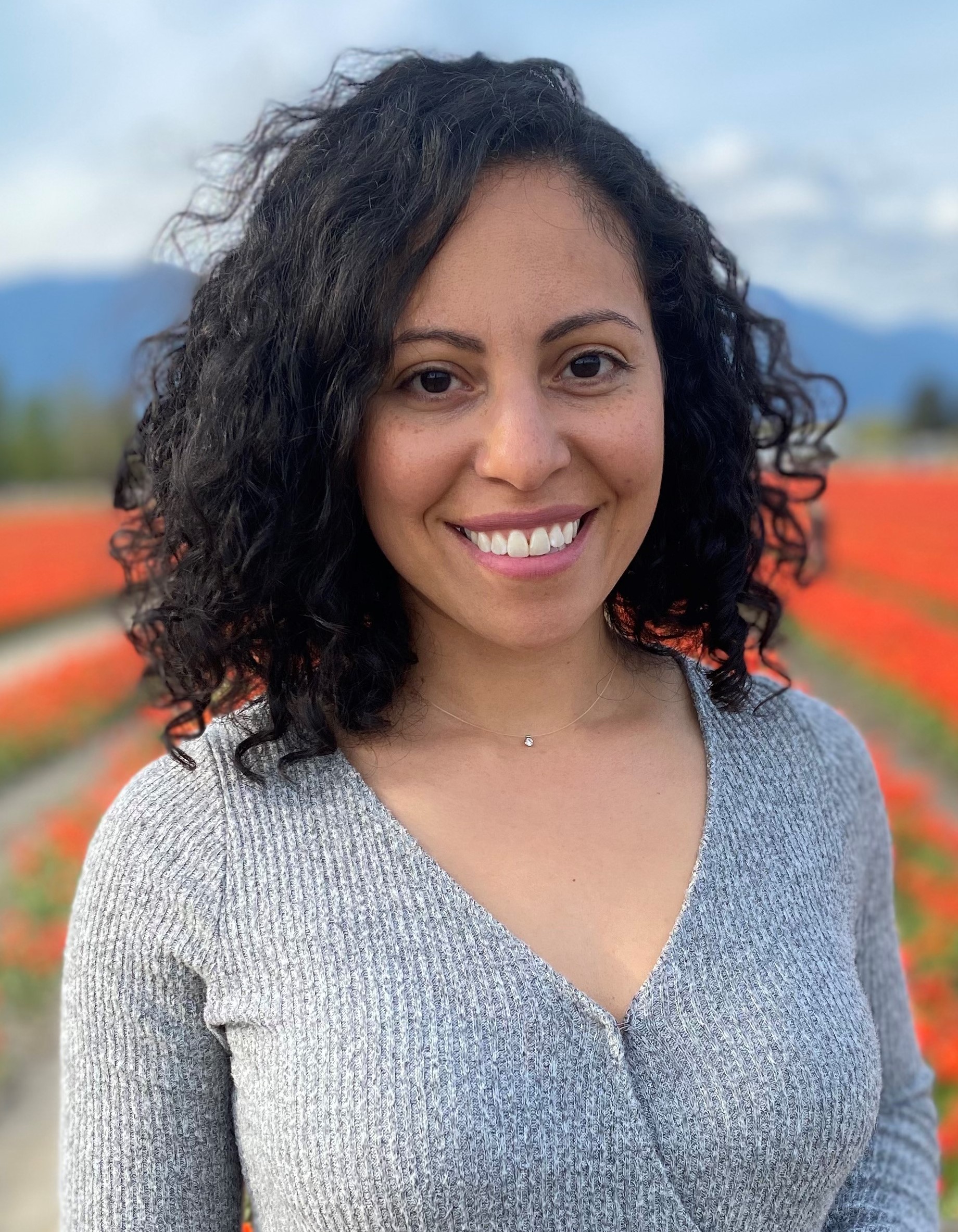 FERNANDA G. L MANHANI, COMMUNITY SUPPORT WORKER – SOCIAL SERVICE